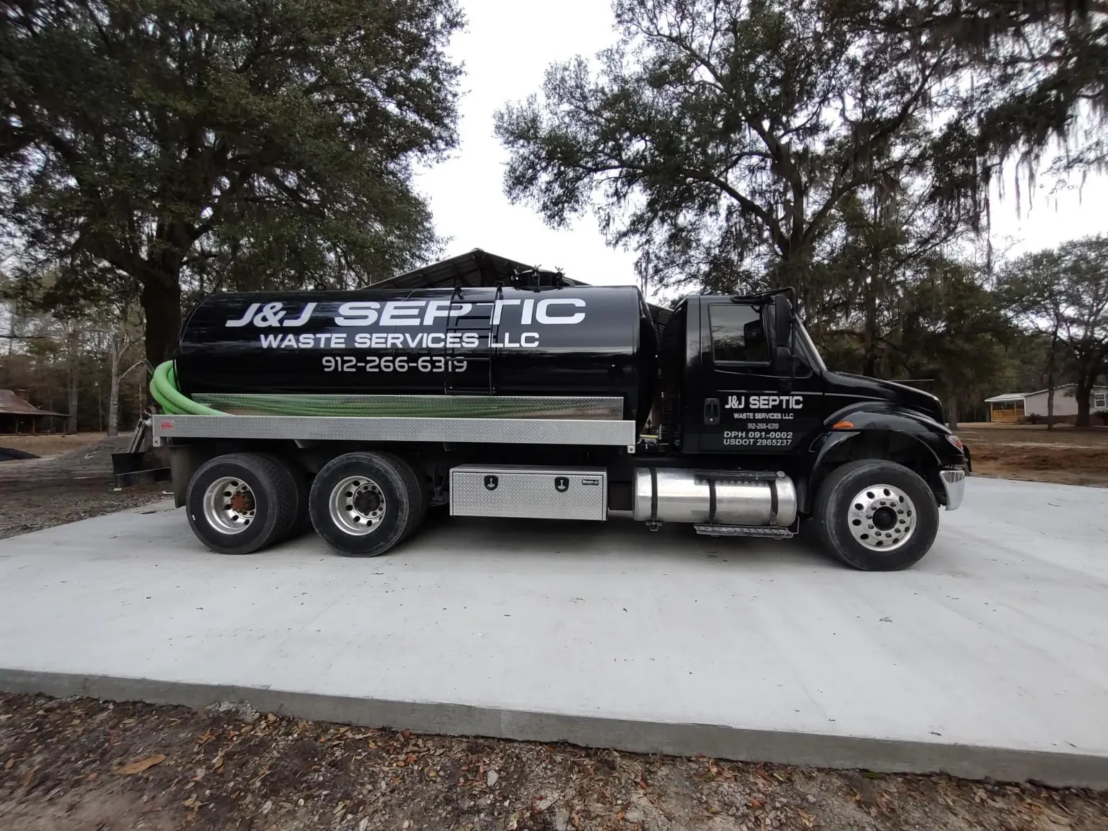Inside J&J Septic Waste Services LLC in Ludowici