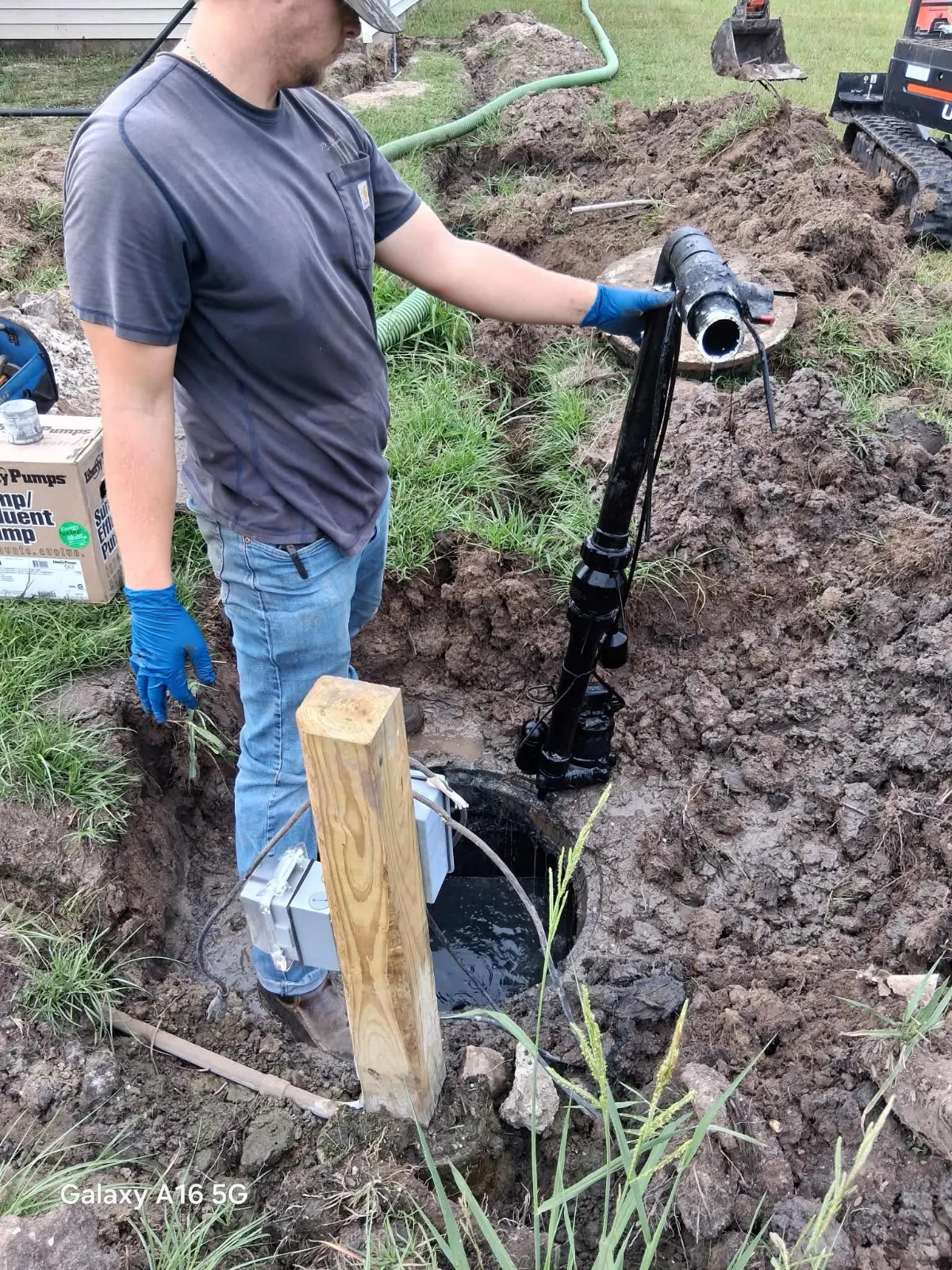 Grease Trap Pumping service photo